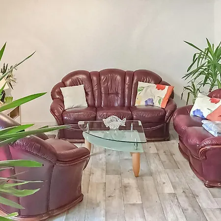 Wokuhl-dabelow Apartment *